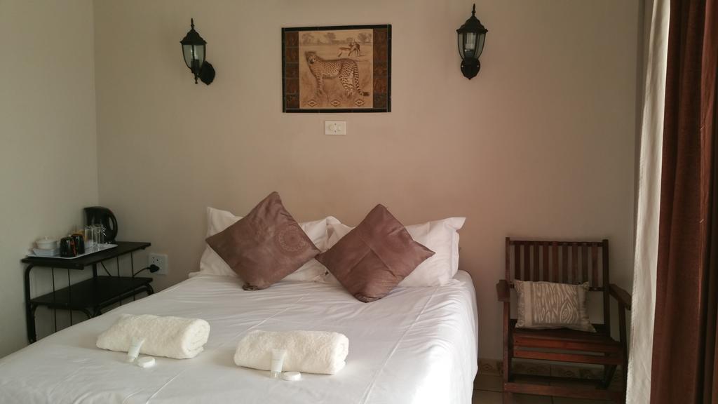 Lani'S Guest House - No Loadshedding Musina Esterno foto