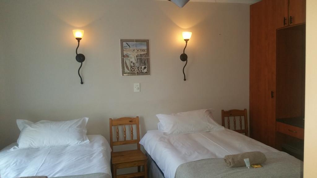 Lani'S Guest House - No Loadshedding Musina Esterno foto